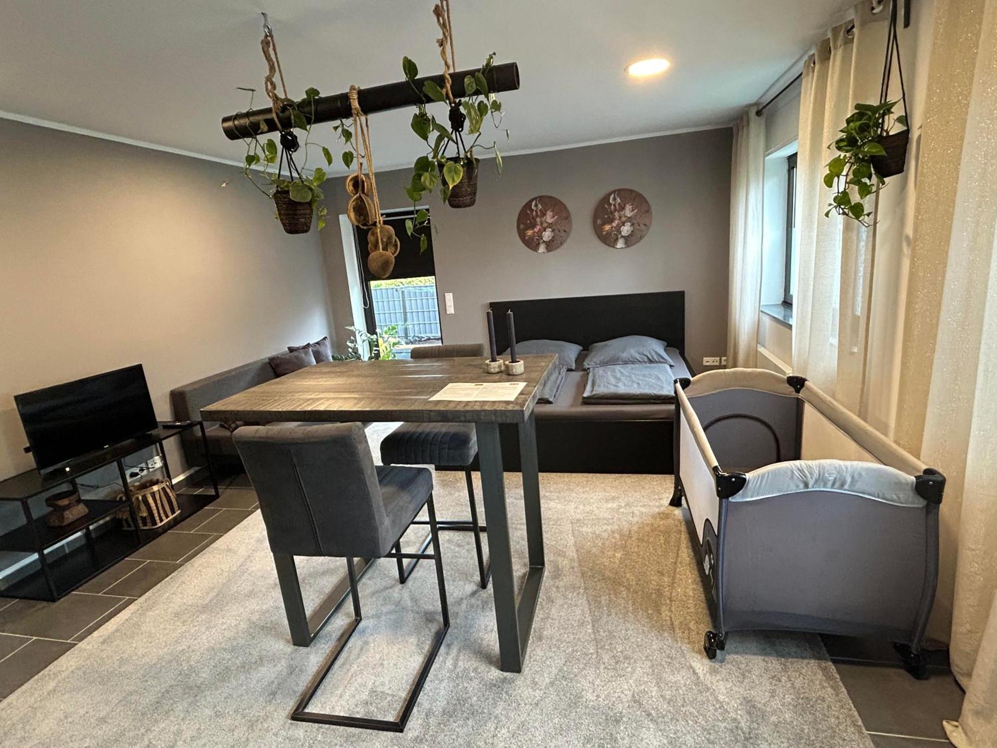 Cosy Bungalow-Apartment In Ruhiger Toplage - Naehe Duesseldorf Krefeld Bagian luar foto